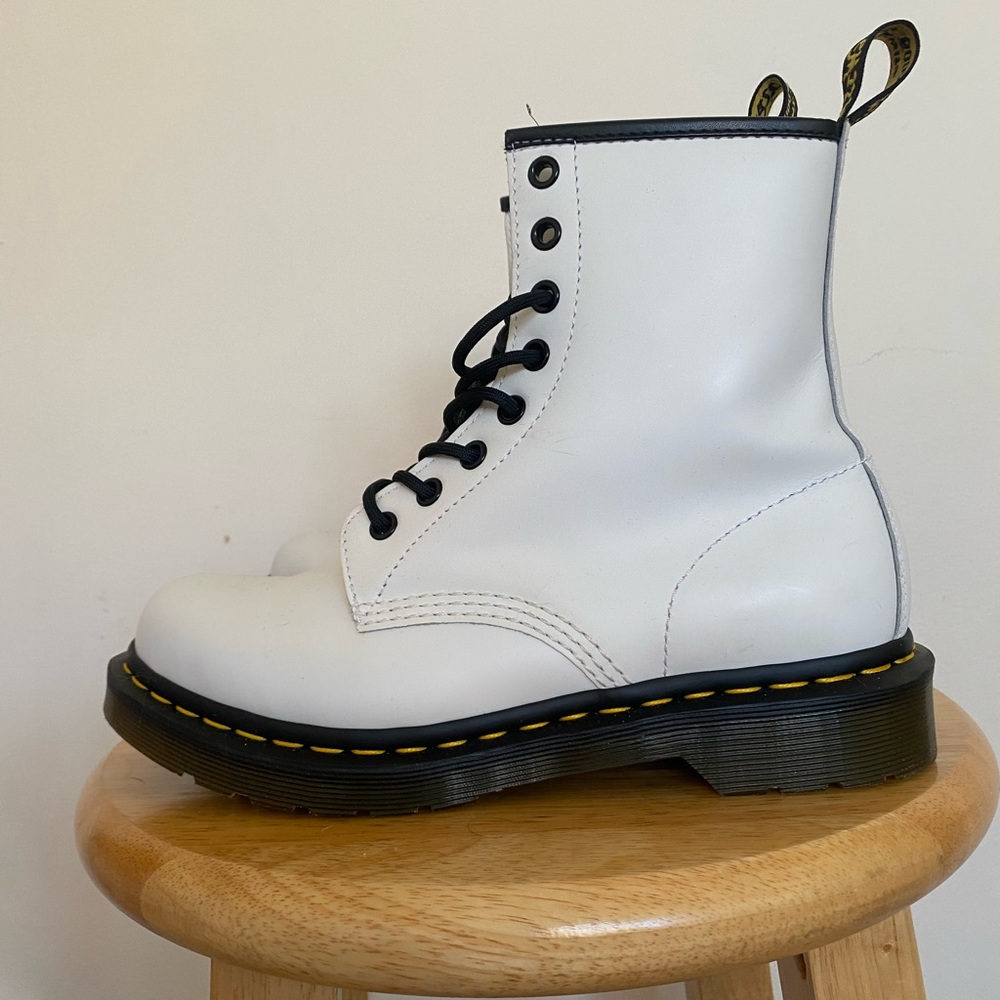 white doc martens 1460 smooth leather lace up boots